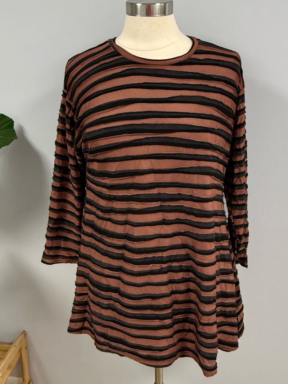 NWT Cut Loose Swing Top M Stripe Jacquard Knit Black Brown 3/4 Sleeve Lagenlook